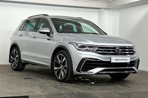 Silver Used 2023 VW Tiguan R-line SUV | £33,495 (A bit pricey) - Image 1/4