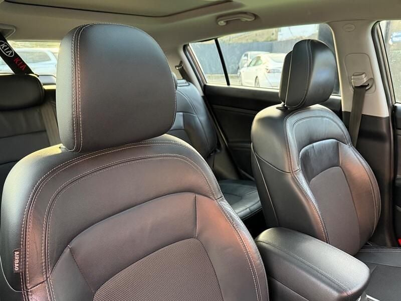 Usado Kia Sportage 135 HP (99 kW) 2011 Castanho SUV