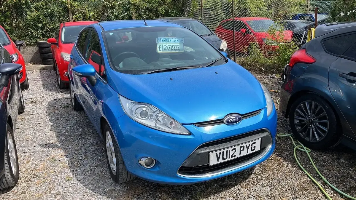 Used Ford Fiesta Zetec 2012 Blue Hatchback