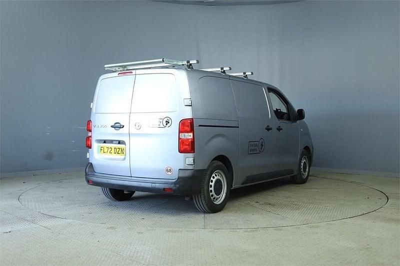 Used Vauxhall Vivaro 100 kW (136 HP) 2022 Grey MPV