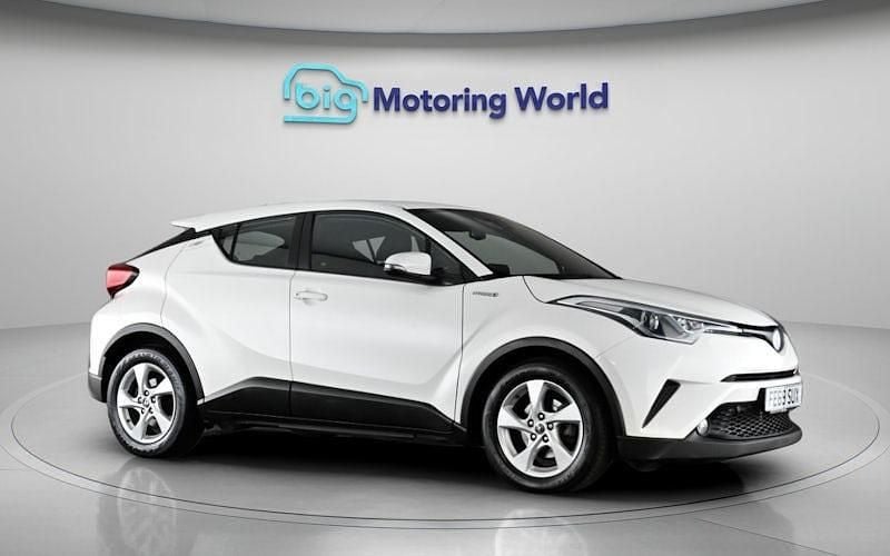 Second-hand Toyota C-HR 122 CP (89 kW) 2019 SUV