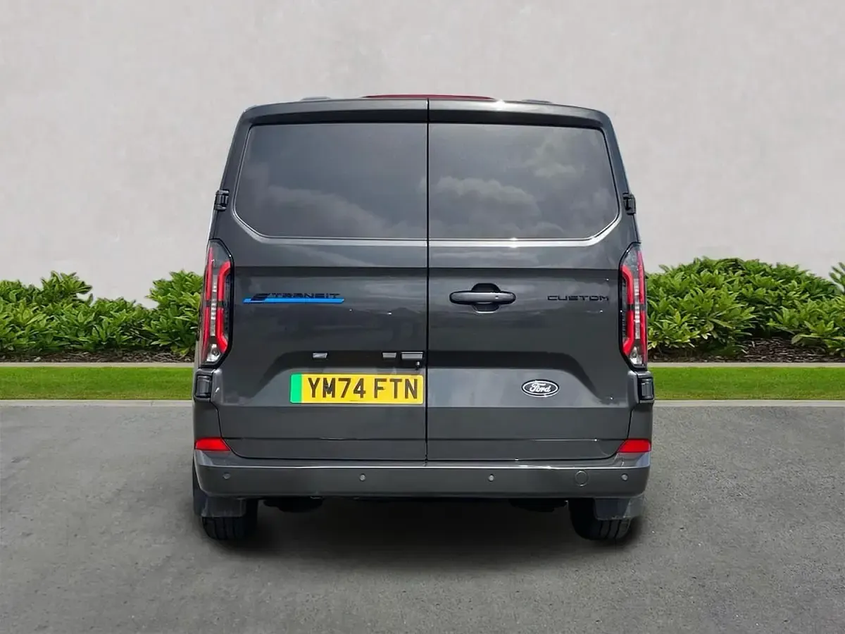 Used Ford E-Transit Limited 100 kW (136 HP) 2025 Grey Van