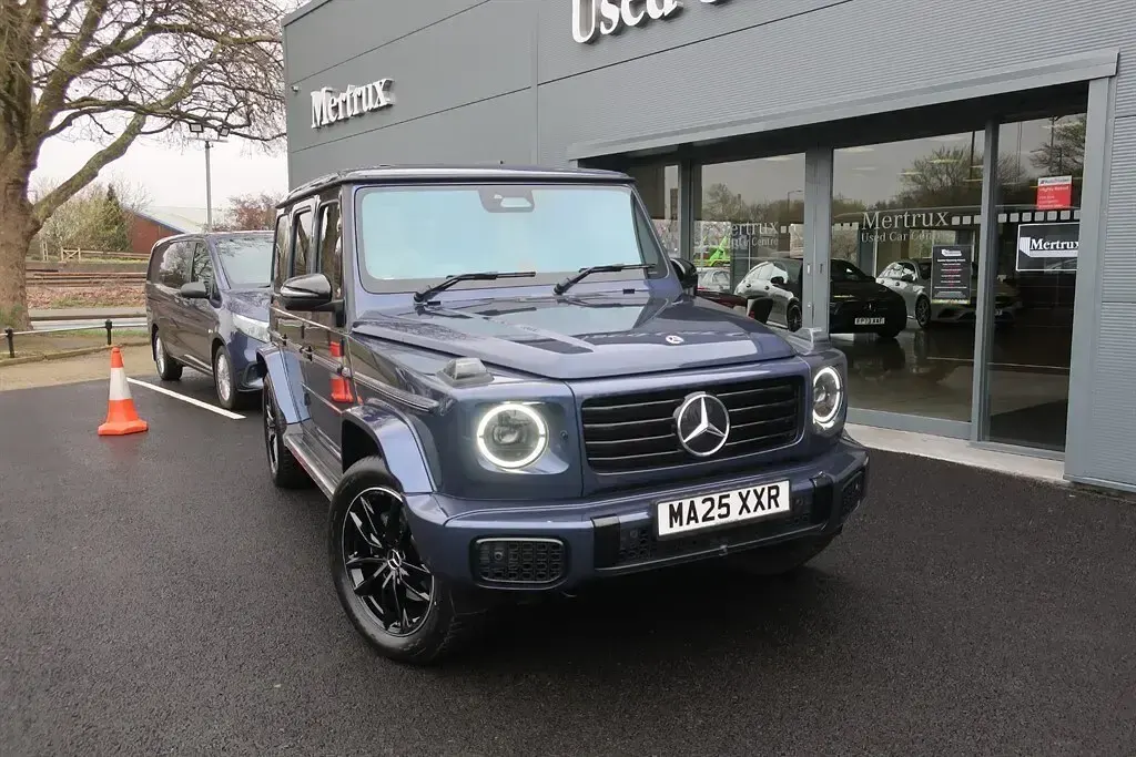 Used Mercedes G450 AMG Line Premium Plus 382 HP (280 kW) 2025 Blue SUV