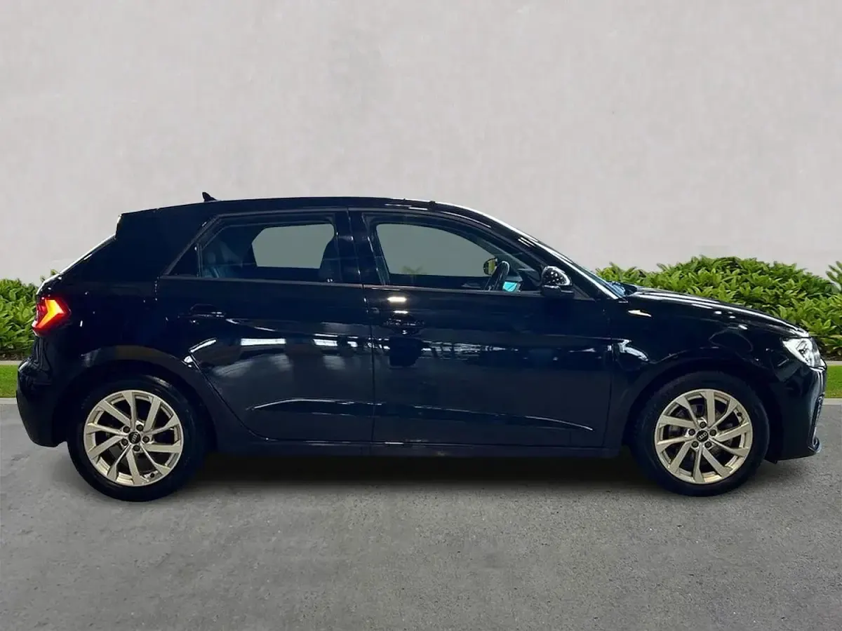 Used Audi A1 Sportback Sport 150 HP (110 kW) 2021 Black Hatchback