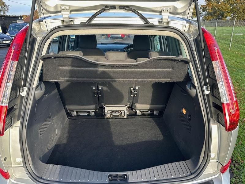 Used Ford C-MAX Titanium 125 HP (91 kW) 2008 Silver MPV