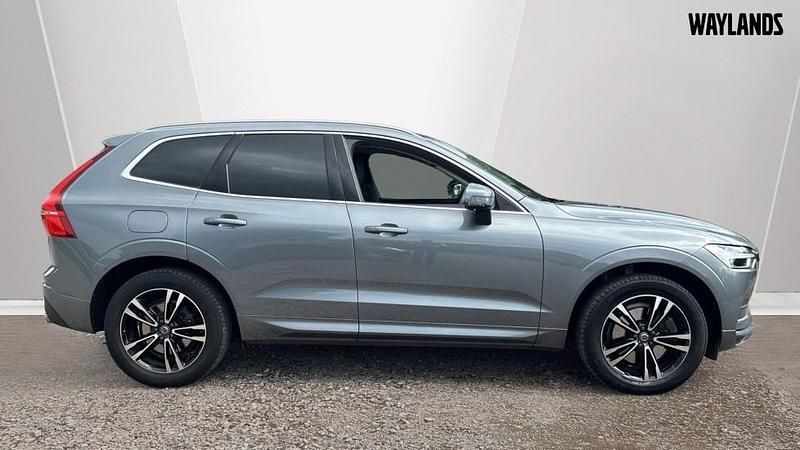 Used Volvo XC60 188 HP (138 kW) 2019 Grey SUV