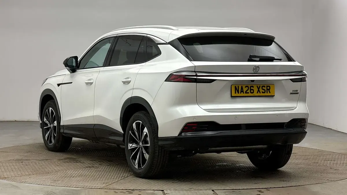 New MG HS SE 224 HP (164 kW) 2025 Metallic  white pearl SUV