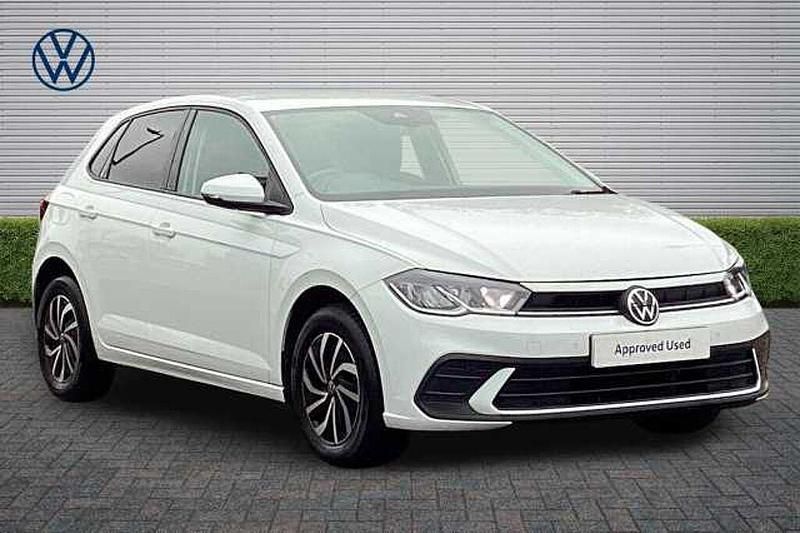 Used VW Polo Life 95 HP (69 kW) 2022 White Hatchback