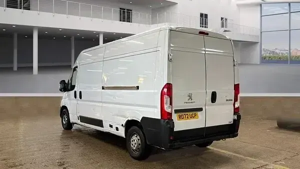 Used Peugeot Boxer 2022 White Van