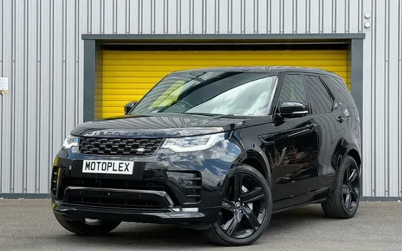 Used Land Rover Discovery HSE Dynamic 300 HP (220 kW) 2023 SUV