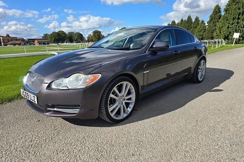 Grey Used 2009 Jaguar XF Premium Luxury Sedan | £2,895 (Good price) - Image 1/1