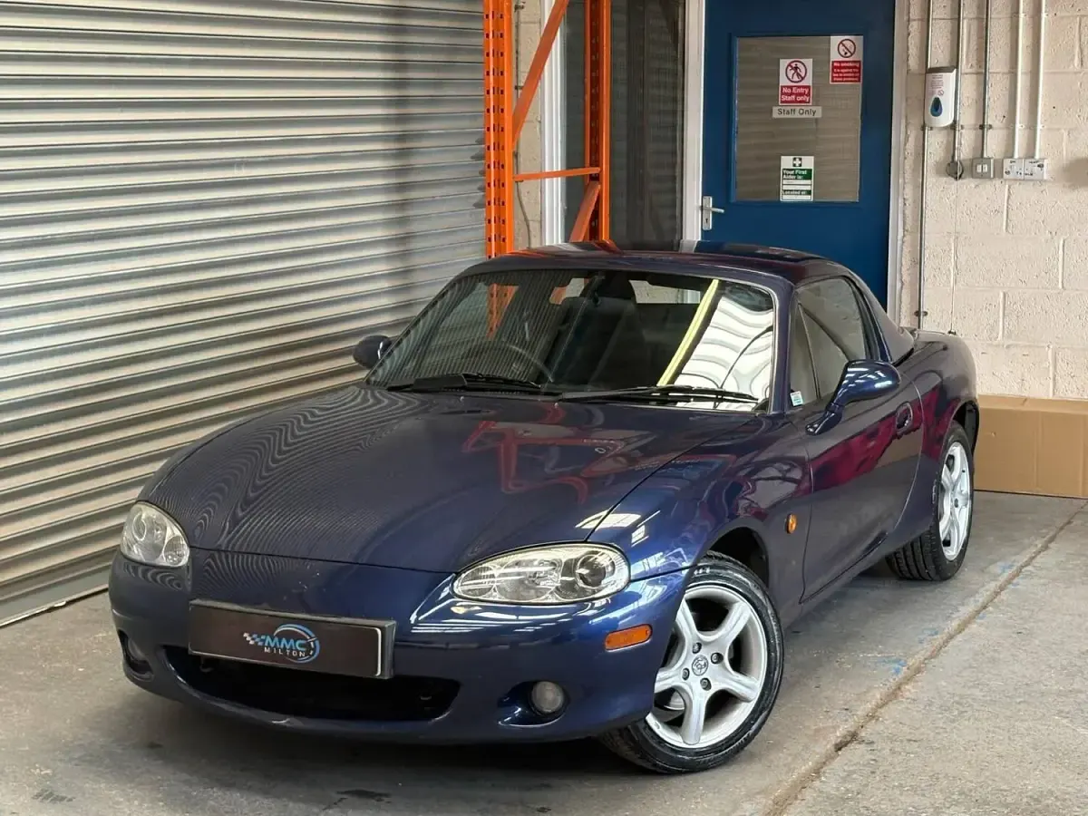 Used Mazda MX5 146 HP (107 kW) 2002 Blue Cabriolet