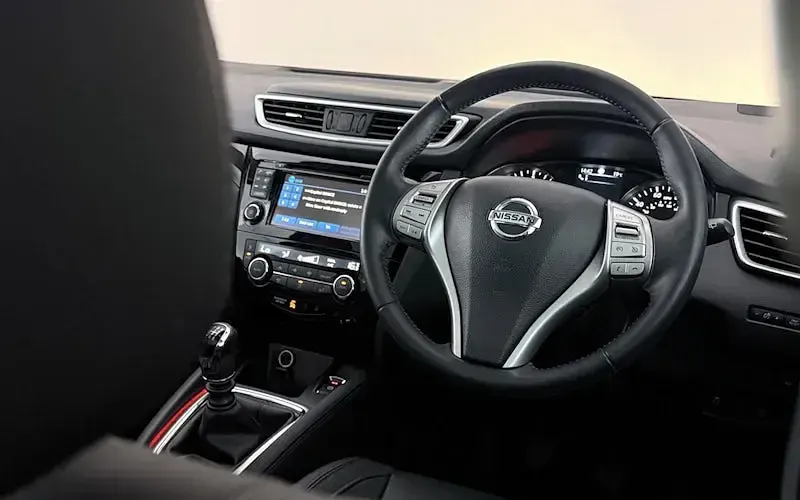 Used Nissan Qashqai Tekna 131 HP (96 kW) 2017 Black SUV