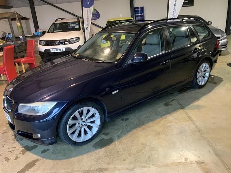 Used BMW 320 2009 Blue Estate