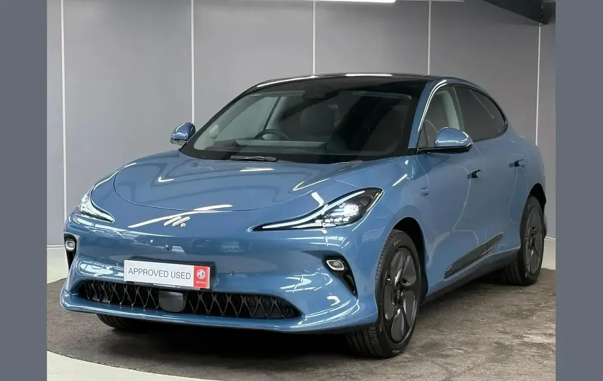 New MG IM6 300 kW (408 HP) 2026 Blue SUV