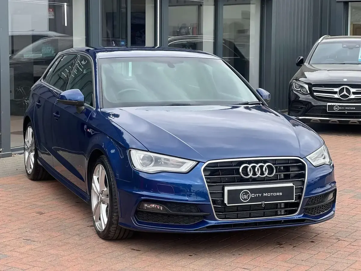 Used Audi A3 Sportback S-Line 184 HP (135 kW) 2014 Blue Hatchback
