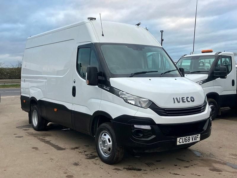 Used Iveco Daily 180 HP (132 kW) 2018 White Van
