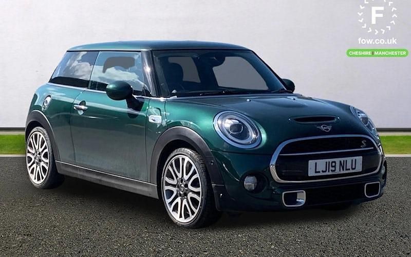 Used Mini Cooper S Comfort 192 HP (141 kW) 2019 Green Hatchback