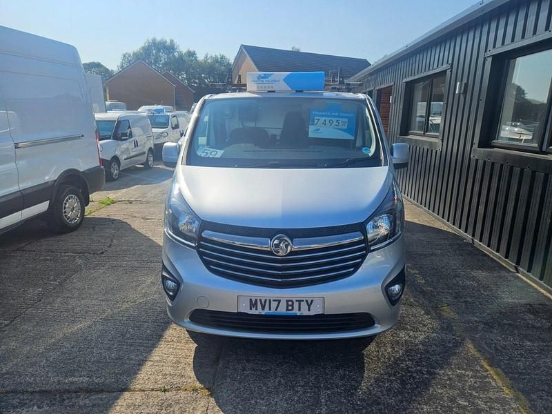 Used Vauxhall Vivaro Sportive 2017 Silver MPV