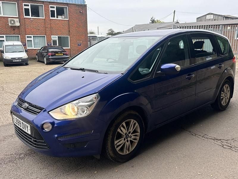 Used Ford S-MAX Zetec 115 HP (84 kW) 2015 Blue MPV