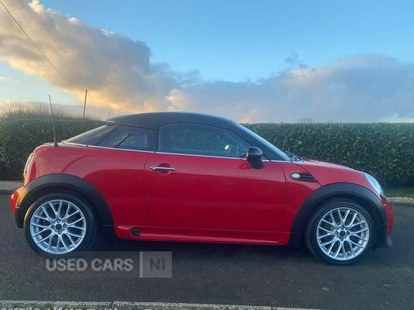 Used Mini Cooper Coupé 122 HP (89 kW) 2014 Red Coupe