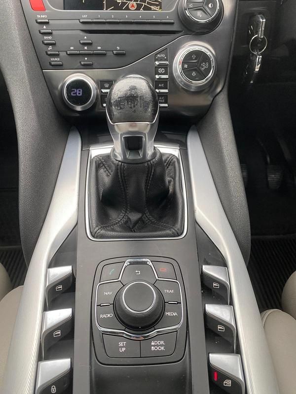 Used Citroën DS5 2014 Black Hatchback