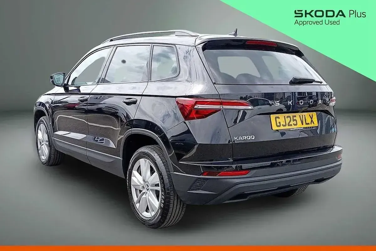 Used Skoda Karoq SE 150 HP (110 kW) 2025 Black magic pearl effect SUV