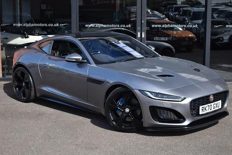 Usado Jaguar F-Type First Edition 300 HP (220 kW) 2020 Cinzento Coupé