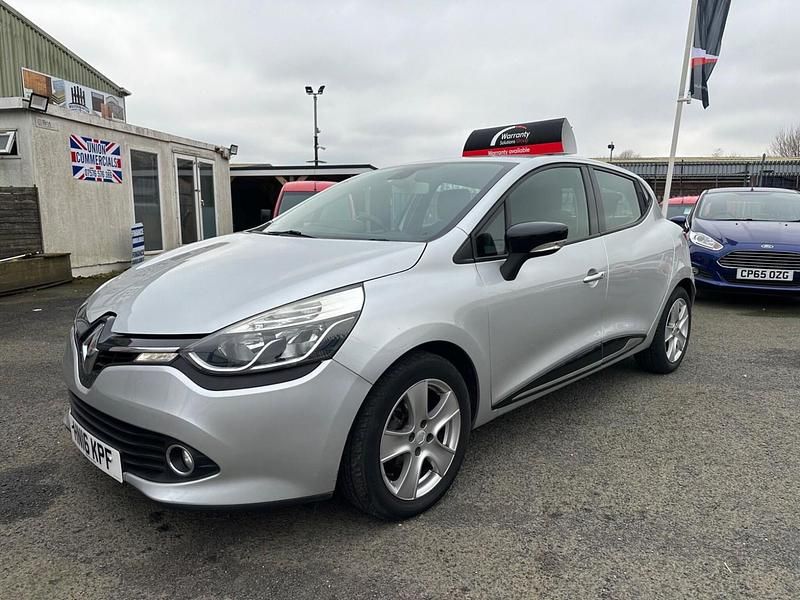 Used Renault Clio IV Dynamique 2016 Silver Hatchback
