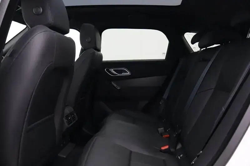 Used Land Rover Range Rover Velar SE Dynamic 201 HP (147 kW) 2023 White SUV