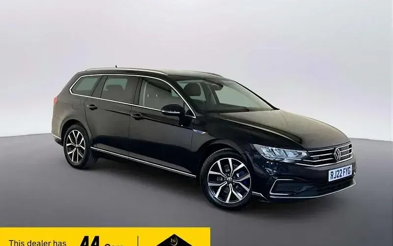 Used VW Passat GTE 218 HP (160 kW) 2022 Estate