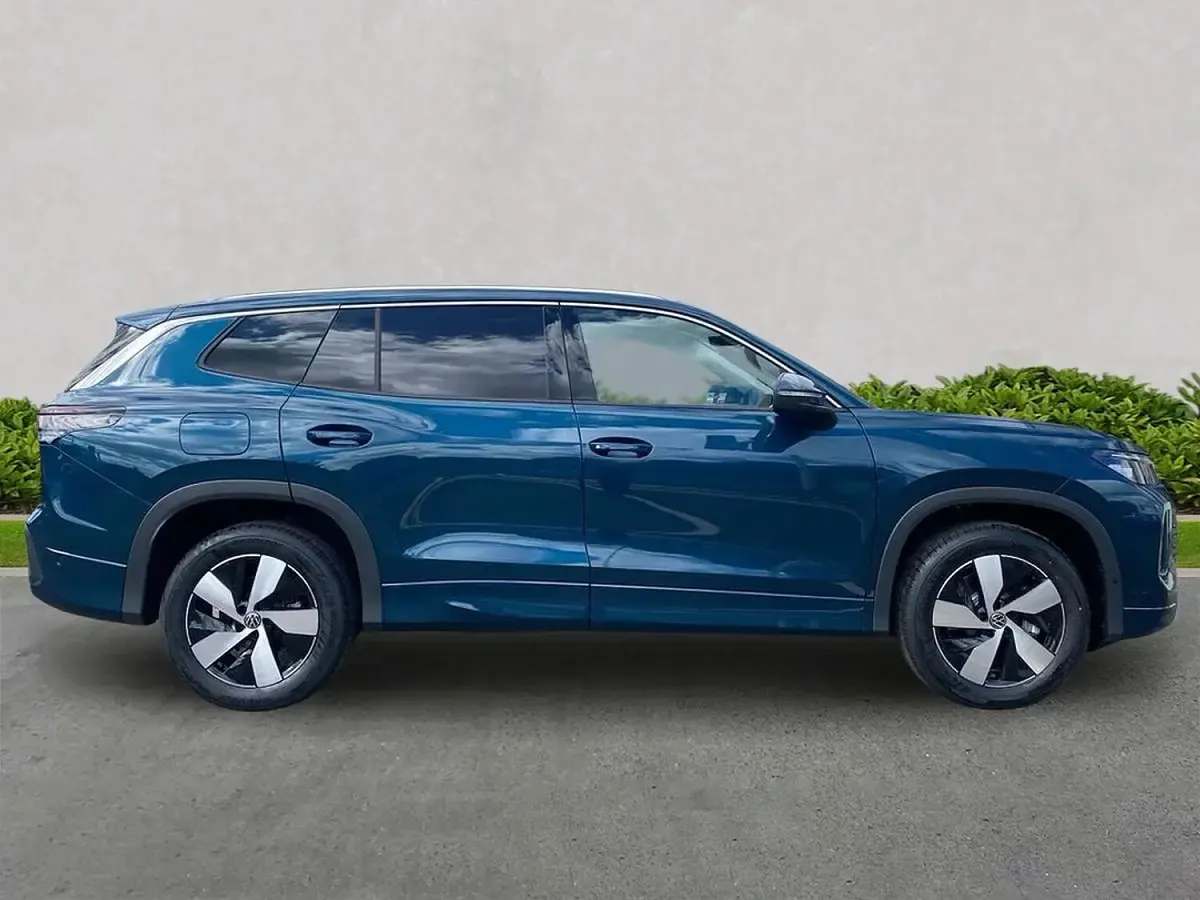 New VW Tayron Match 150 HP (110 kW) 2026 Blue SUV