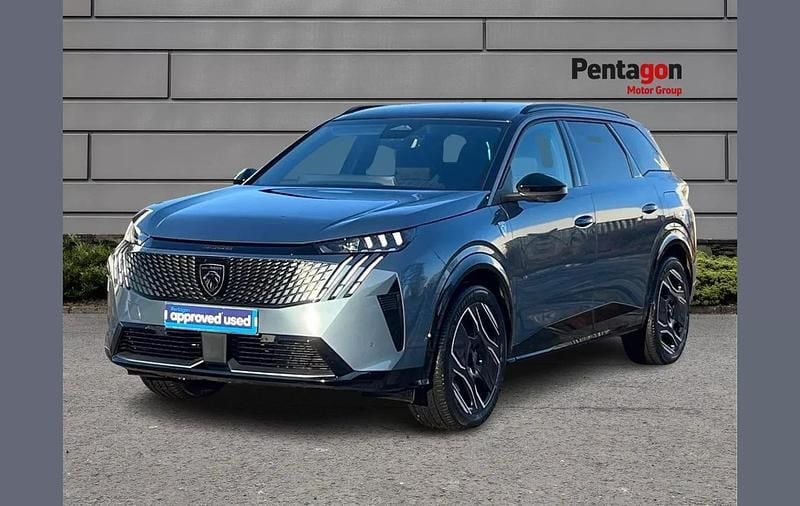 Used Peugeot 5008 GTi 156 kW (213 HP) 2024 Blue MPV
