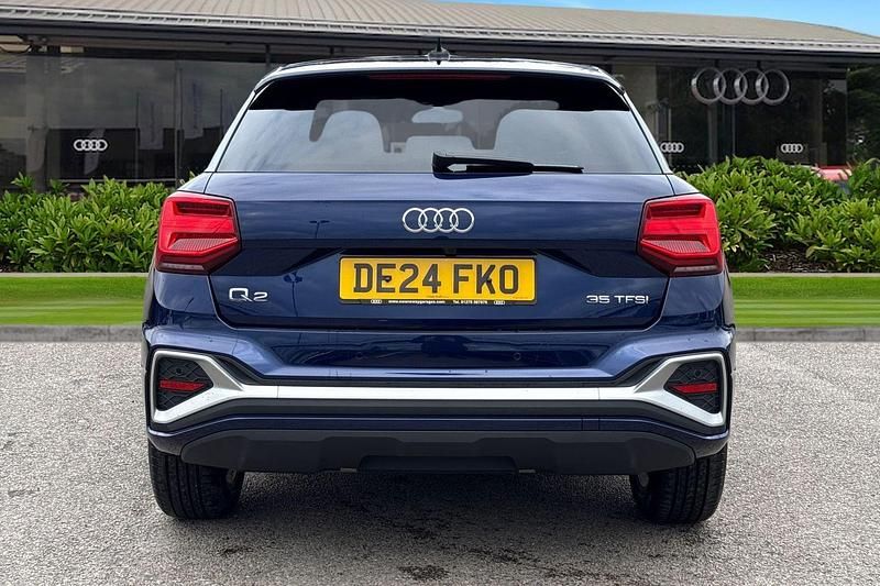 Used Audi Q2 S-Line 150 HP (110 kW) 2024 Blue SUV