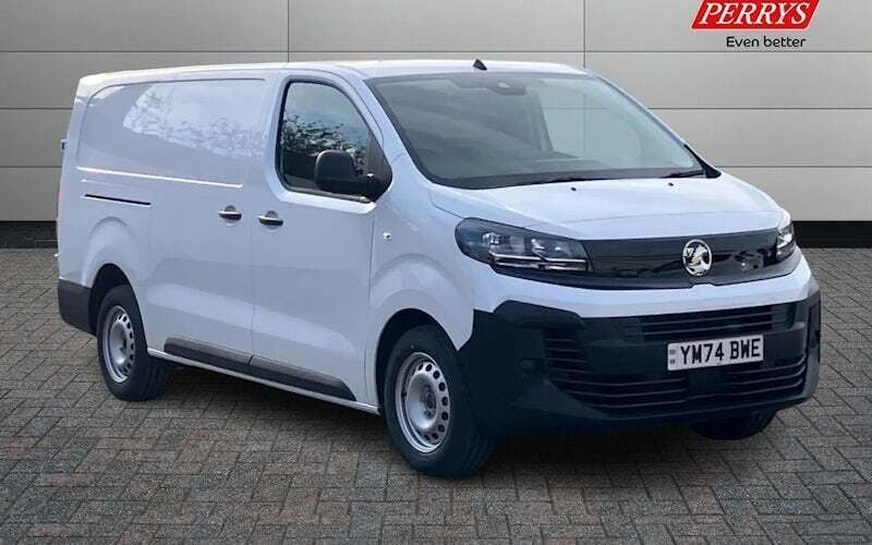New 2025 Vauxhall Vivaro Van | £25,794 (A bit pricey) - Image 1/4