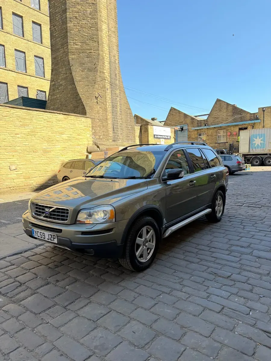 Usado Volvo XC90 185 HP (136 kW) 2009 Verde SUV