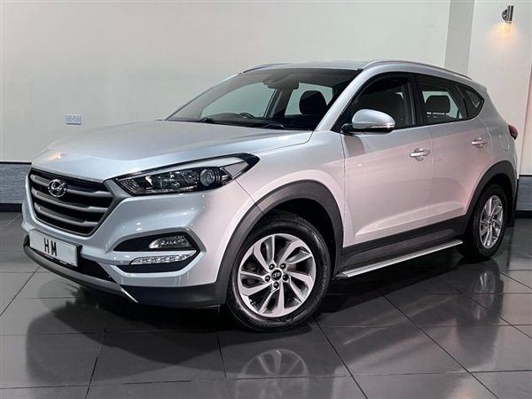 Silver Used 2015 Hyundai Tucson SE SUV | £8,595 (A bit pricey) - Image 1/1