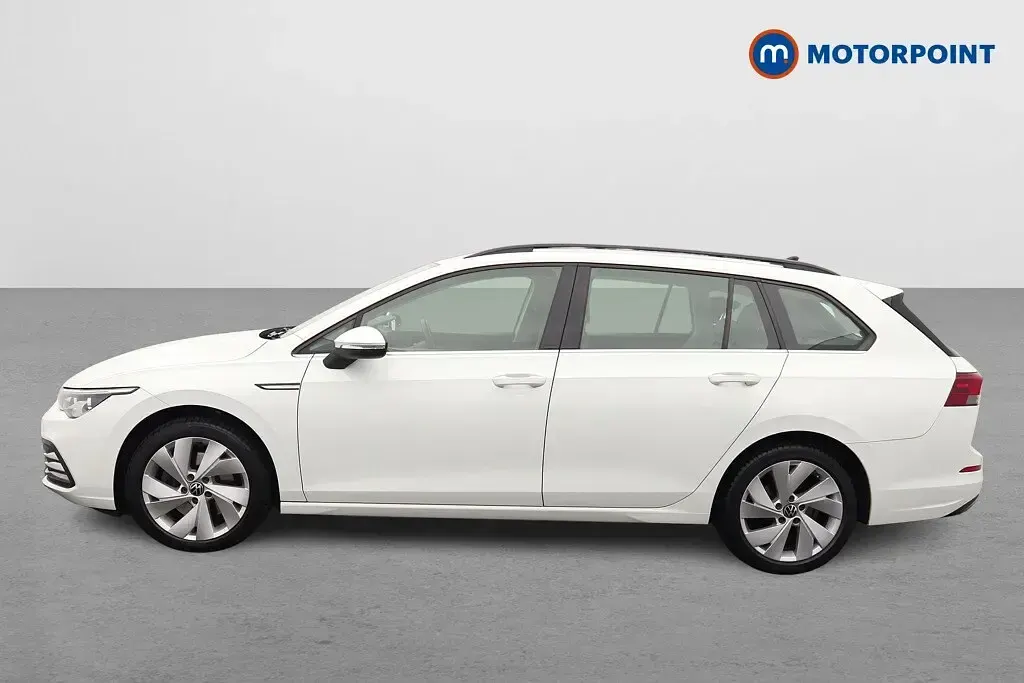 Used VW Golf VII Style 150 HP (110 kW) 2021 White Hatchback