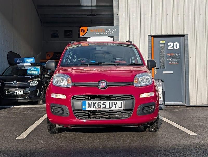 Used Fiat Panda Easy 69 HP (50 kW) 2015 Red Hatchback