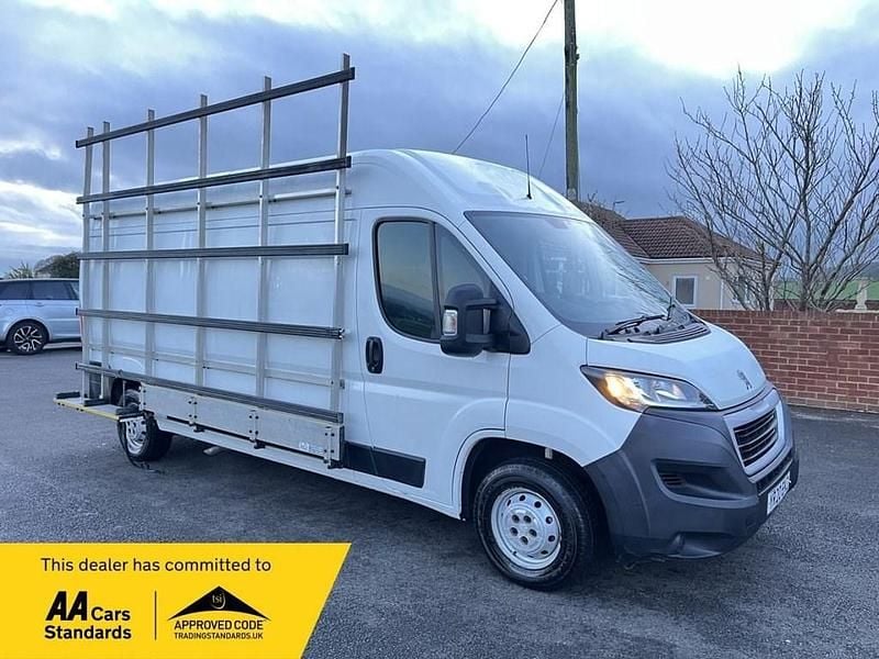 White Used 2020 Peugeot Boxer Van | £8,995 (Good price) - Image 1/4