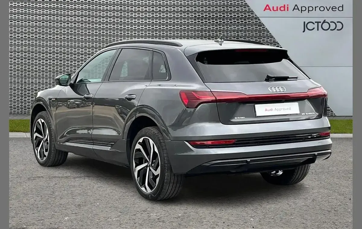 Used Audi e-tron Black Edition 300 kW (408 HP) 2022 Grey SUV
