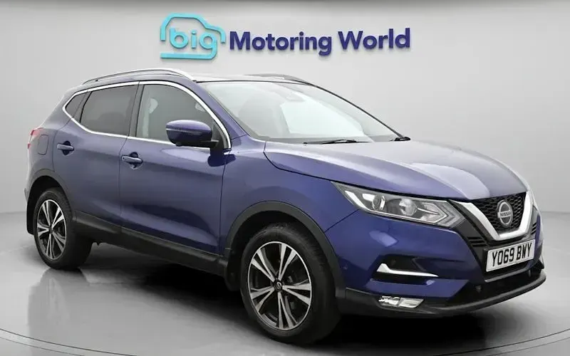 Usado Nissan Qashqai N-Connecta 140 HP (102 kW) 2020 SUV