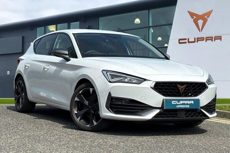 White Used 2024 Cupra Leon Hatchback | £20,790 (Fair price) - Image 1/4