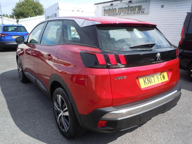 Used Peugeot 3008 Active 2017 Red Hatchback