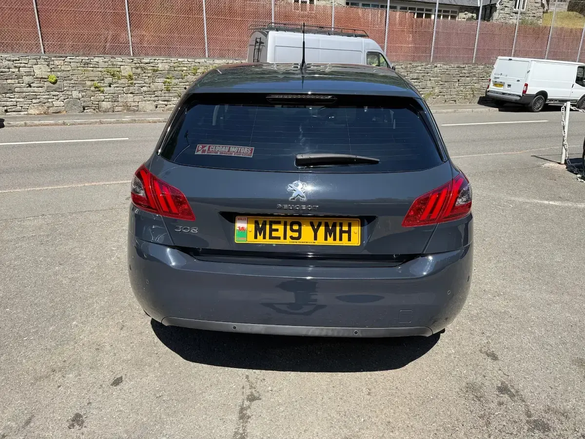 Used Peugeot 308 S 130 HP (95 kW) 2019 Grey Hatchback