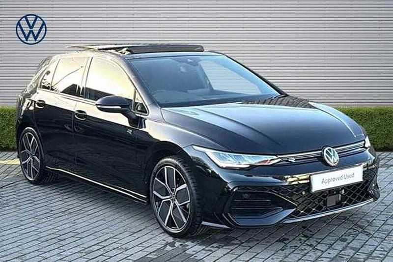 Used VW Golf VIII R-line 150 HP (110 kW) 2025 Black Hatchback