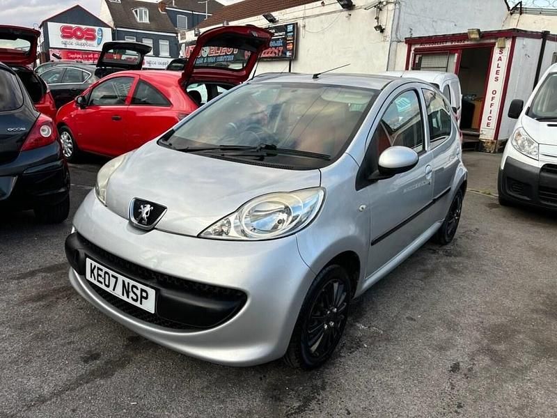 Silver Used 2007 Peugeot 107 Urban Move Hatchback | £2,295 (A bit pricey) - Image 1/4