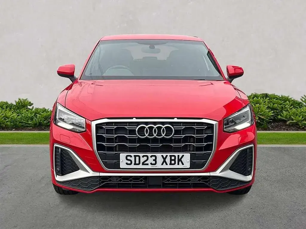Used Audi Q2 S-Line 110 HP (80 kW) 2023 Red SUV