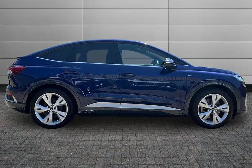 Used Audi Q4 Sportback e-tron S-Line 147 kW (201 HP) 2023 Navarra blue SUV