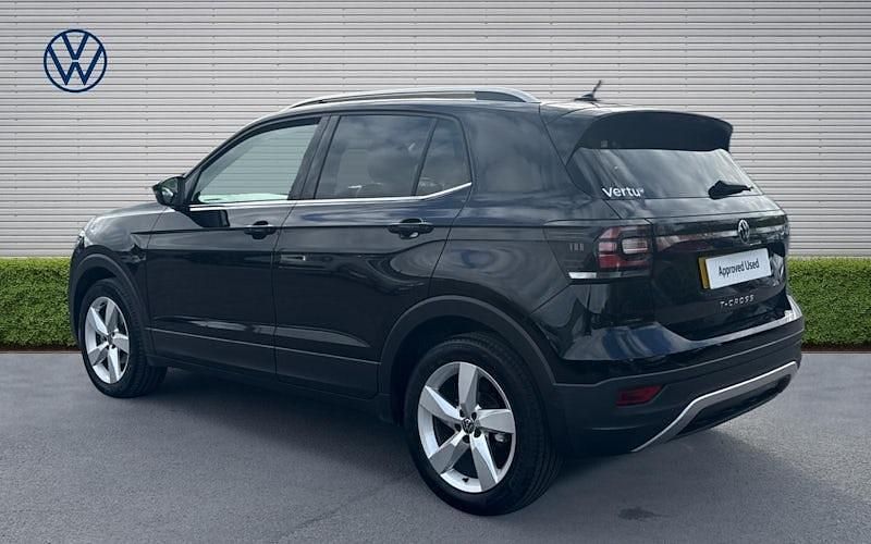 Used VW T-Cross SEL 110 HP (80 kW) 2022 Black SUV